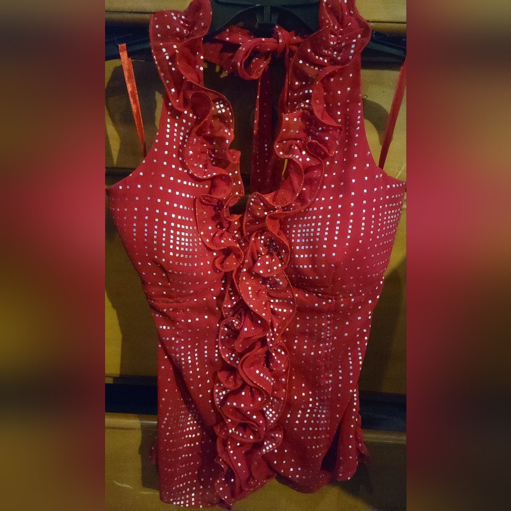 Ladies Red Halter Shirt, Size Large. - Picture 3 of 7